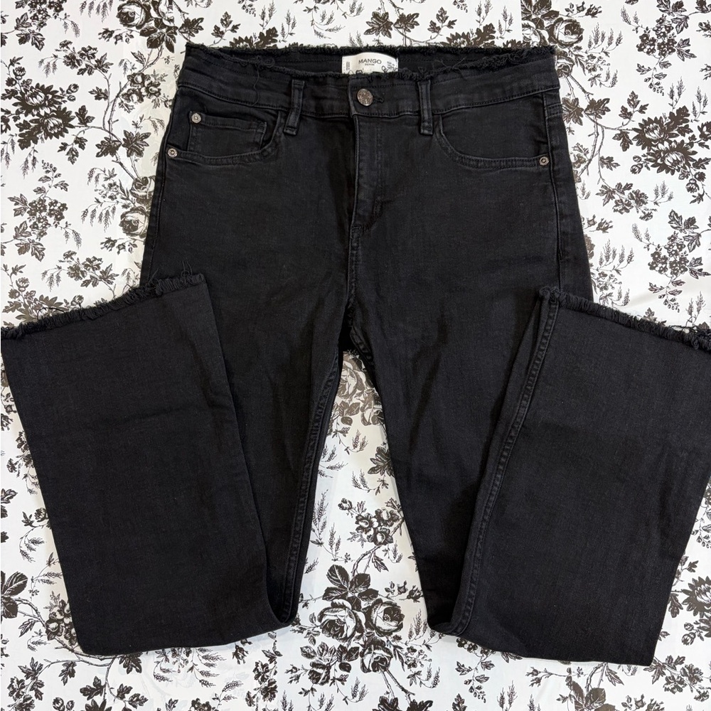 MANGO Black Jeans Raw Hem Size 8 | Edgy Minimalist Capsule Wardrobe